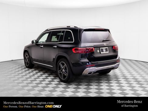 New 2026 Mercedes-Benz GLB 250 4MATIC image 3