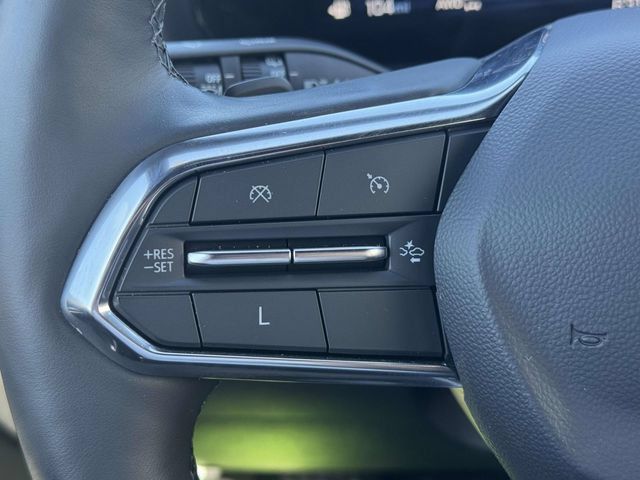 Used 2025 Chevrolet Equinox LT AWD/4WD image 19