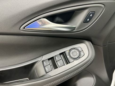 Used 2024 Buick Encore GX Sport Touring w/ Comfort Package FWD image 20