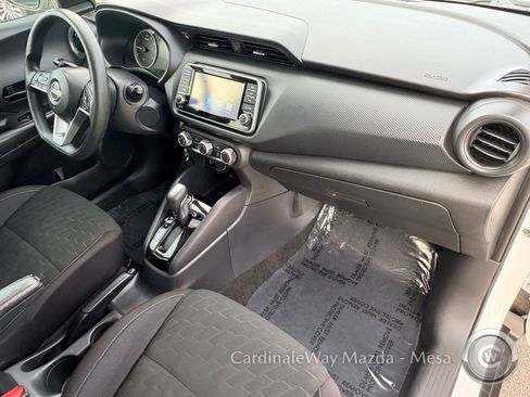 Used 2022 Nissan Kicks S image 29