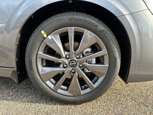 New 2026 Nissan Sentra SL w/ Floor Mat Package FWD image 12