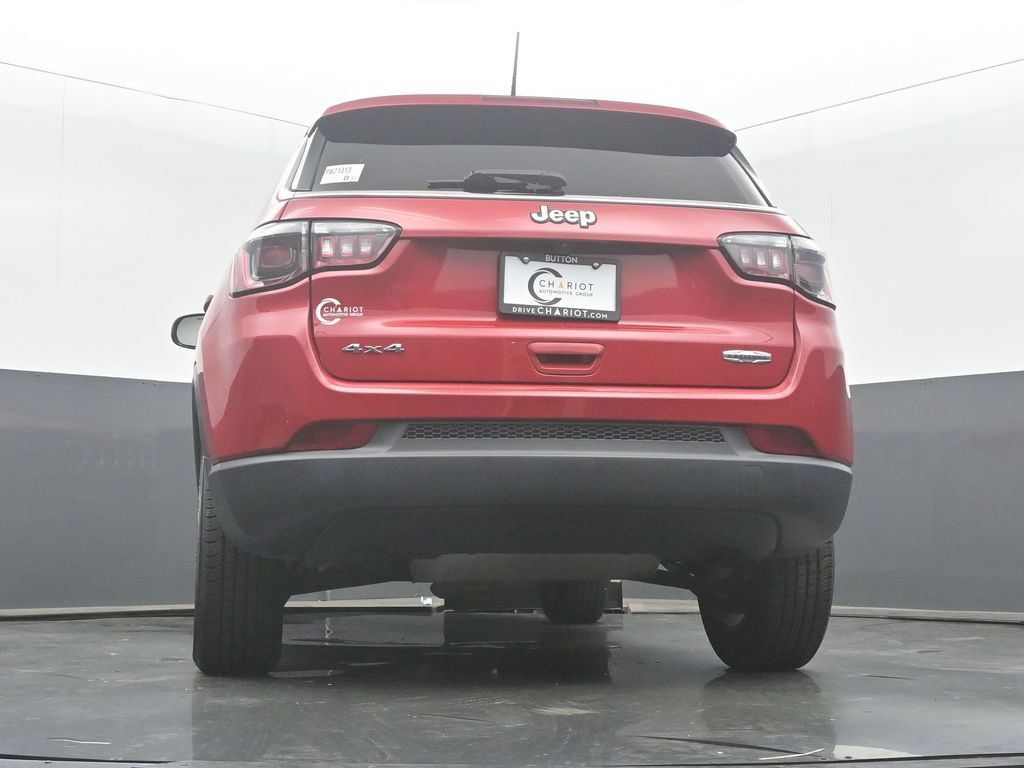 Used 2024 Jeep Compass Latitude AWD/4WD image 53