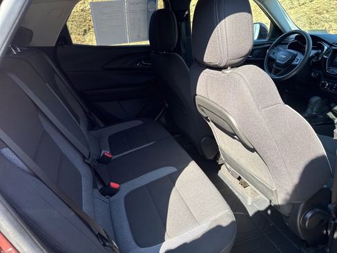 Certified 2023 Chevrolet TrailBlazer LT w/ Convenience Package image 13
