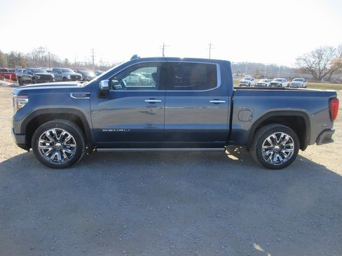 New 2026 GMC Sierra 1500 Denali w/ Denali Reserve Package image 10