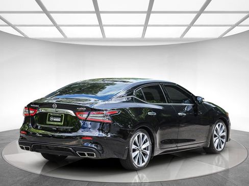 Used 2023 Nissan Maxima Platinum w/ Sport Mat Group FWD image 4