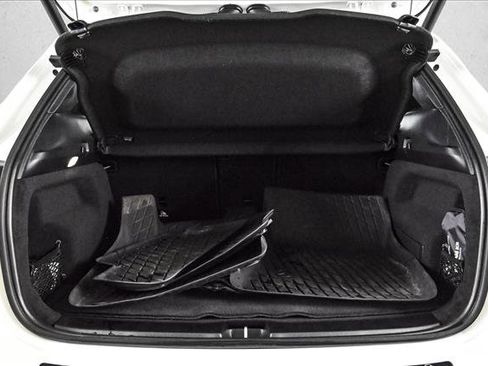 Used 2025 Mercedes-Benz GLA 250 4MATIC image 6