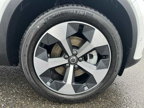 New 2026 Volvo XC40 B5 Plus w/ Protection Package Premier image 9