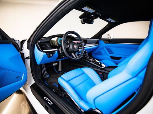 Certified 2026 Porsche 911 GT3 RWD image 4