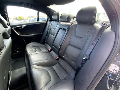Used 2016 Volvo S60 T5 Premier w/ Convenience Package image 22