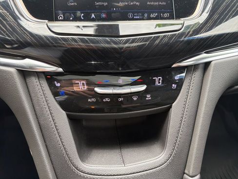 Used 2021 Cadillac XT6 Premium Luxury AWD/4WD image 19