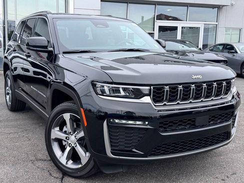 New 2026 Jeep Grand Cherokee Limited AWD/4WD image 1