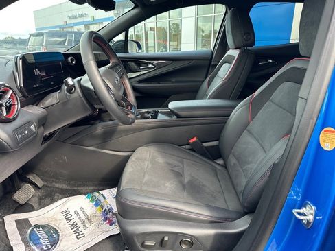 Used 2024 Chevrolet Blazer EV RS image 11