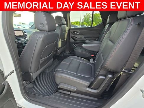 Used 2023 Chevrolet Traverse RS AWD/4WD image 22