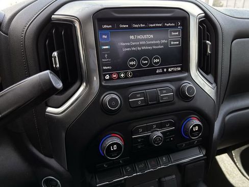 Used 2021 Chevrolet Silverado 1500 LT Trail Boss w/ LPO, Dark Essentials Package image 20