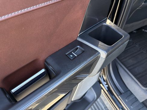 Used 2023 Ford F150 Lariat w/ Equipment Group 502A High image 34