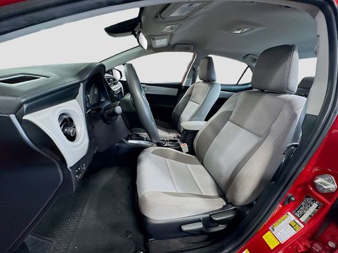 Used 2019 Toyota Corolla LE FWD image 12