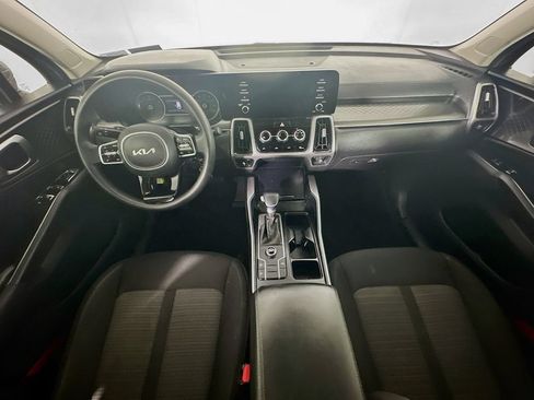 Used 2022 Kia Sorento LX FWD image 10
