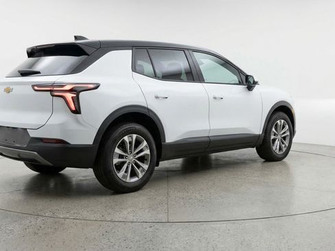 Used 2025 Chevrolet Equinox LT image 9