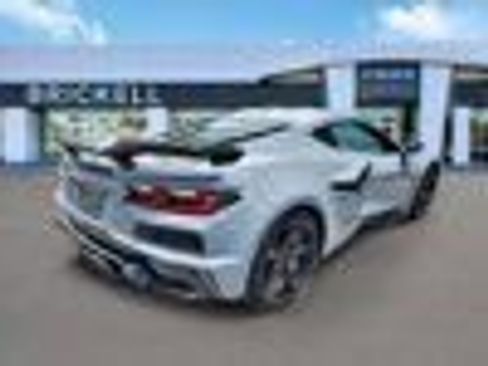 Used 2024 Chevrolet Corvette Z06 w/ Z07 Performance Package RWD image 31