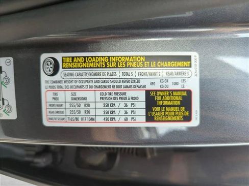 Used 2021 Volkswagen Atlas Cross Sport SE FWD image 14
