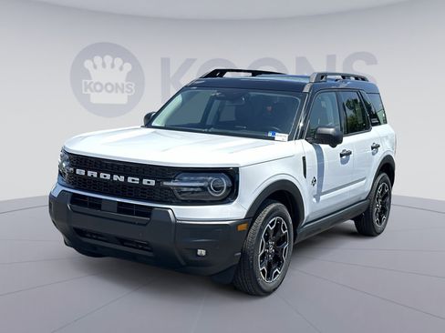 New 2026 Ford Bronco Sport Outer Banks w/ Outer Banks Tech Package+ AWD/4WD image 5