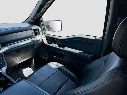 Used 2024 Ford F150 Lariat AWD/4WD image 24