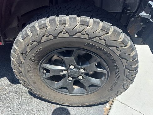 Used 2021 Jeep Wrangler Unlimited Sport AWD/4WD image 4