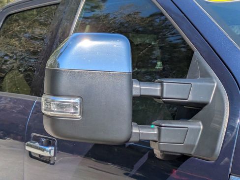 Used 2020 Ford F250 Lariat w/ Chrome Package image 11