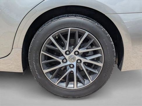 Used 2016 Lexus ES 350 w/ Luxury Package w/Wood Trim FWD image 14