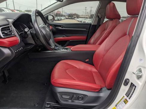 Used 2023 Toyota Camry XSE image 27