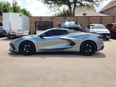 Used 2024 Chevrolet Corvette Stingray Convertible w/ Z51 Performance Package image 12