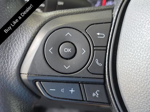 Used 2021 Toyota RAV4 XLE w/ Convenience Package FWD image 24