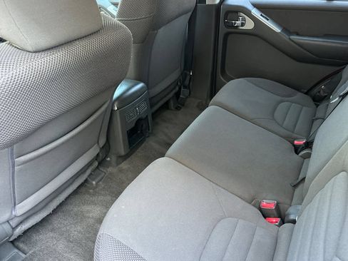 Used 2012 Nissan Pathfinder S RWD image 4