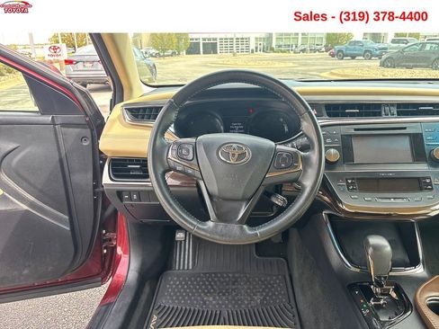 Used 2013 Toyota Avalon XLE FWD image 15