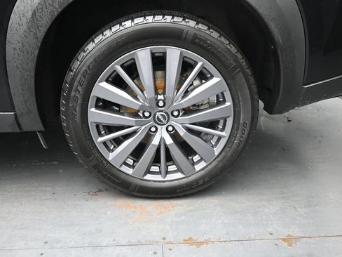 Used 2023 Nissan Pathfinder SL w/ SL Premium Package image 11