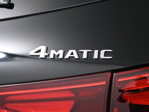 Used 2025 Mercedes-Benz GLA 250 4MATIC image 37