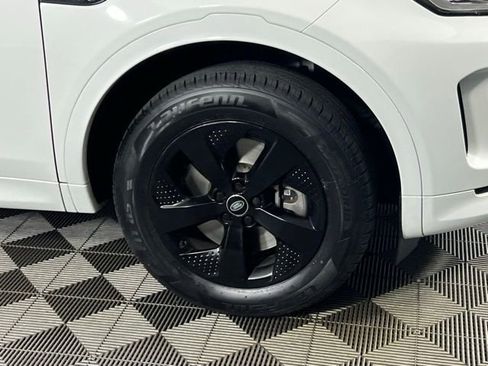 Used 2023 Land Rover Discovery Sport S R-Dynamic image 12