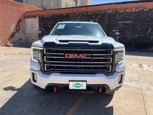 Used 2022 GMC Sierra 2500 AT4 w/ AT4 Preferred Package image 3