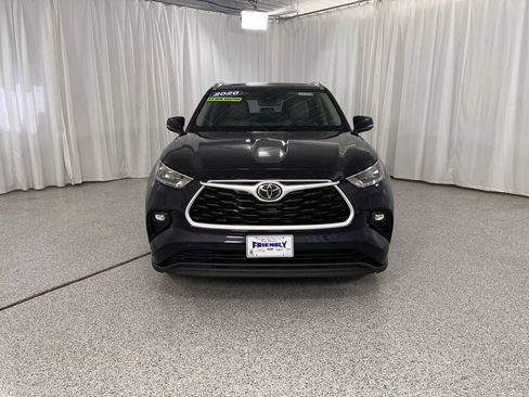 Used 2020 Toyota Highlander XLE AWD/4WD image 30
