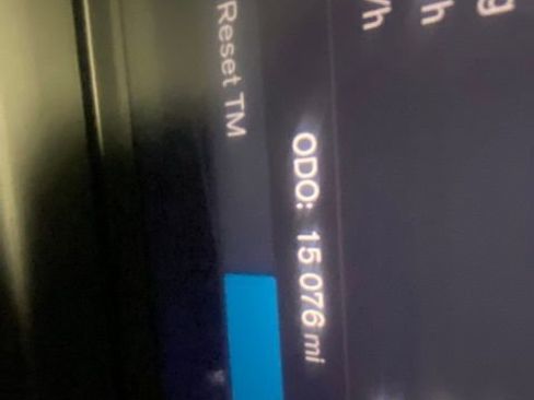 Used 2025 Volvo XC40 B5 Core image 17