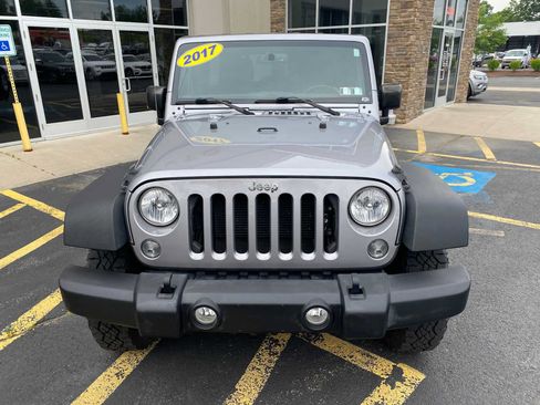 Used 2017 Jeep Wrangler Unlimited Sport w/ Quick Order Package 24S AWD/4WD image 11