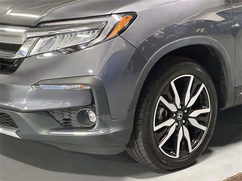 Certified 2022 Honda Pilot Touring image 10