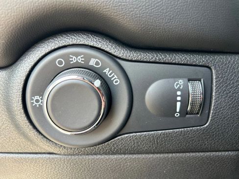 Certified 2024 Dodge Durango GT RWD image 25