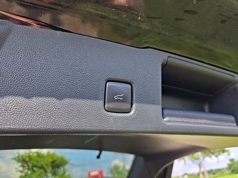 Used 2024 Ford Escape Active AWD/4WD image 32