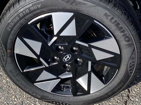 Used 2025 Hyundai Kona SEL image 26