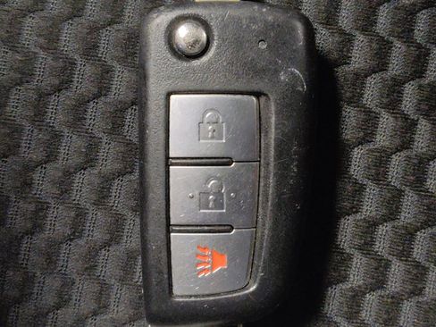 Used 2017 Nissan Rogue Sport S w/ S Appearance Package AWD/4WD image 32