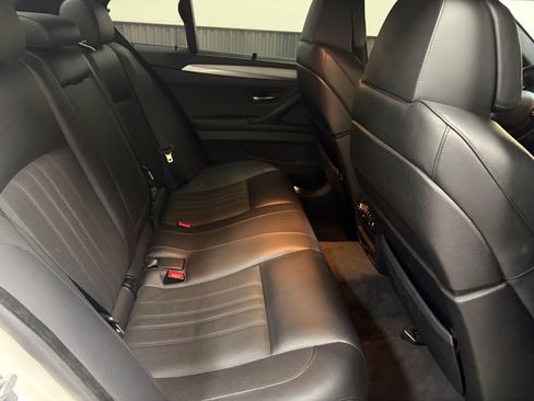 Used 2013 BMW M5 w/ Executive Pkg RWD image 23