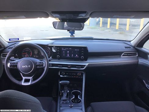 Used 2022 Kia K5 LXS FWD image 10