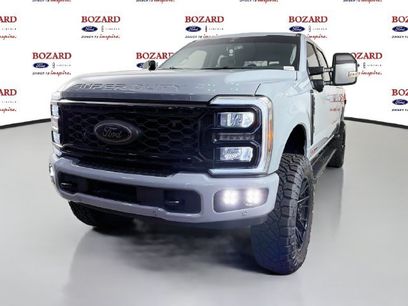 New 2026 Ford F350 Lariat w/ Black Appearance Package