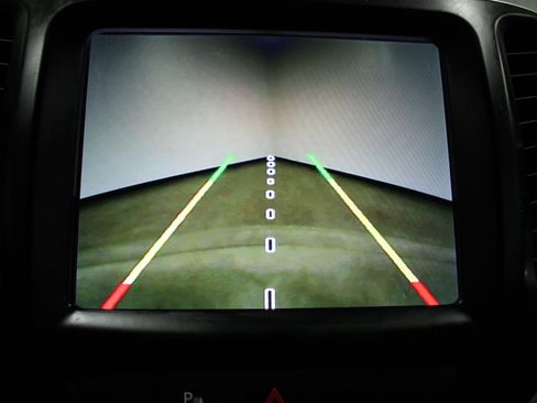 Used 2018 Jeep Cherokee Trailhawk w/ Comfort/Convenience Group image 29